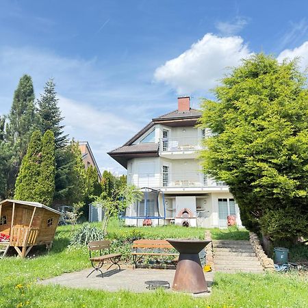 Diamondvilla, 4 Bedroom Apartment, Garden & Spa Praag Buitenkant foto