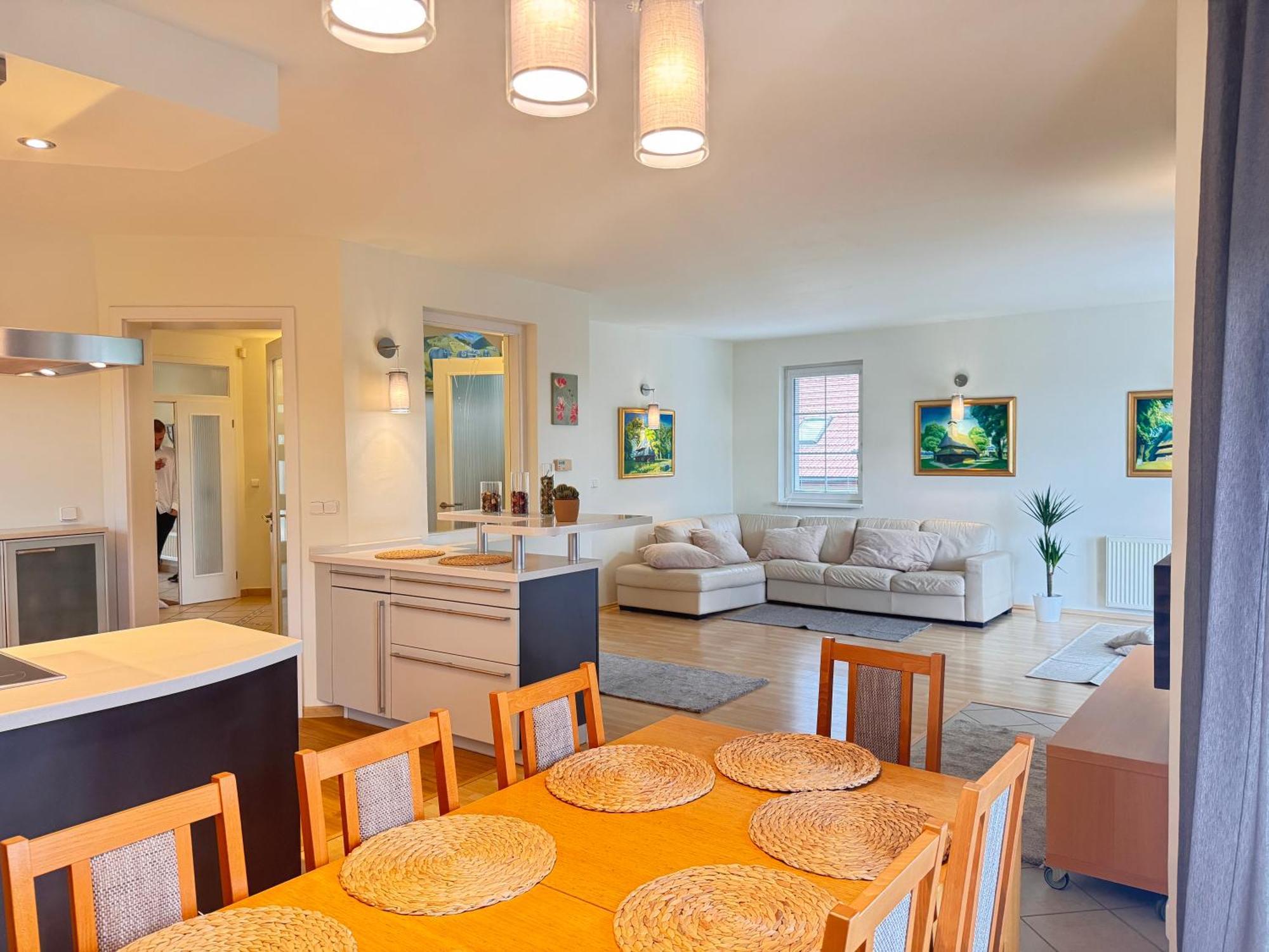 Diamondvilla, 4 Bedroom Apartment, Garden & Spa Praag Buitenkant foto