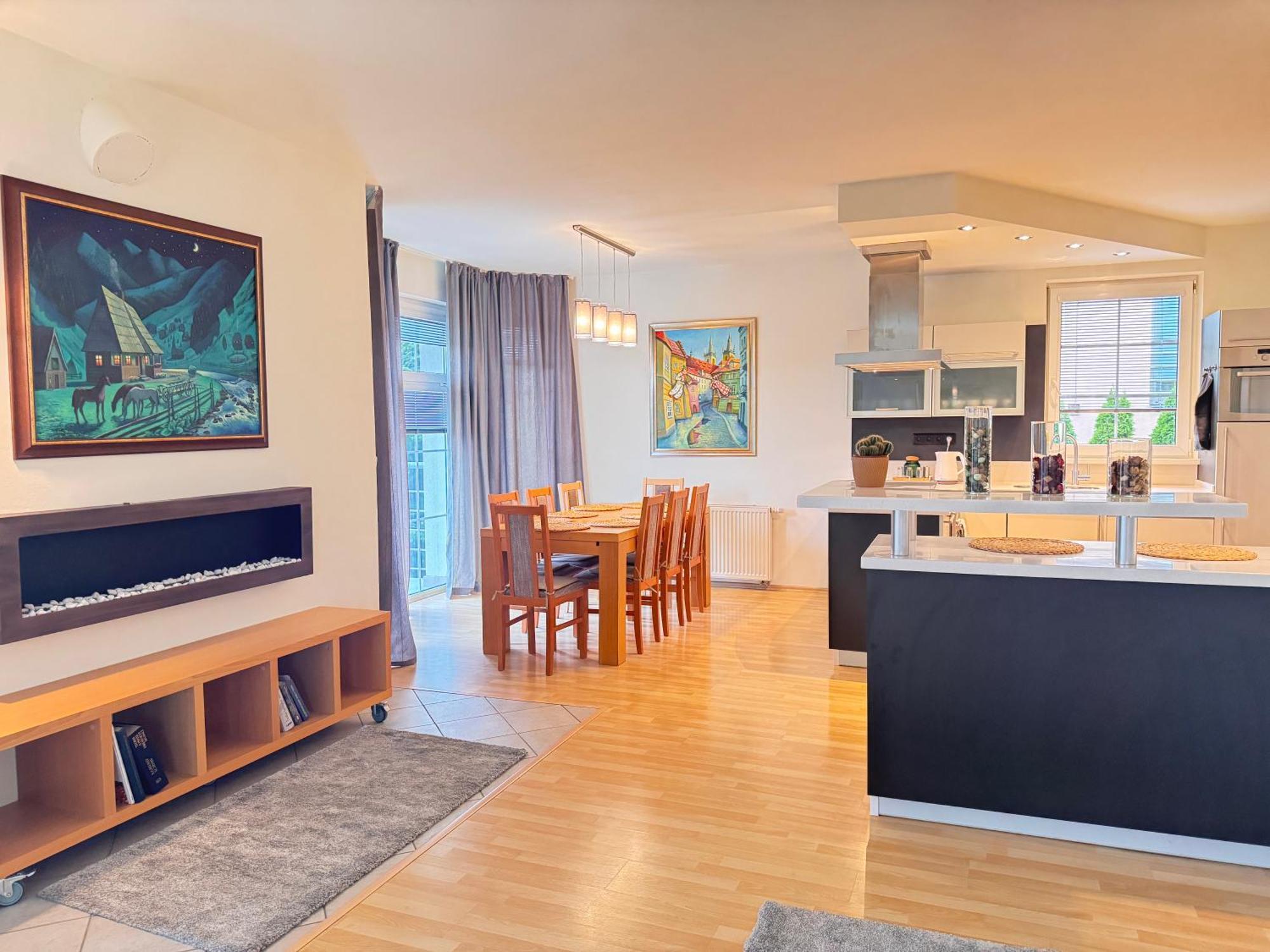 Diamondvilla, 4 Bedroom Apartment, Garden & Spa Praag Buitenkant foto