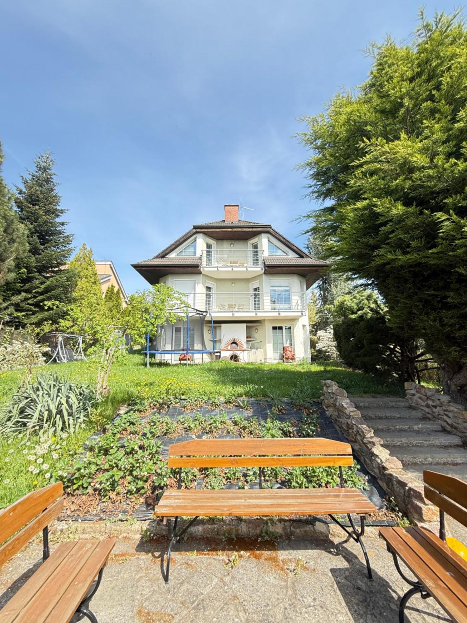 Diamondvilla, 4 Bedroom Apartment, Garden & Spa Praag Buitenkant foto